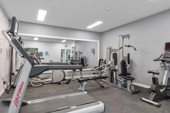Aspire Apartments at Mountlake Terrace Fitness Center - Photo Gallery 37