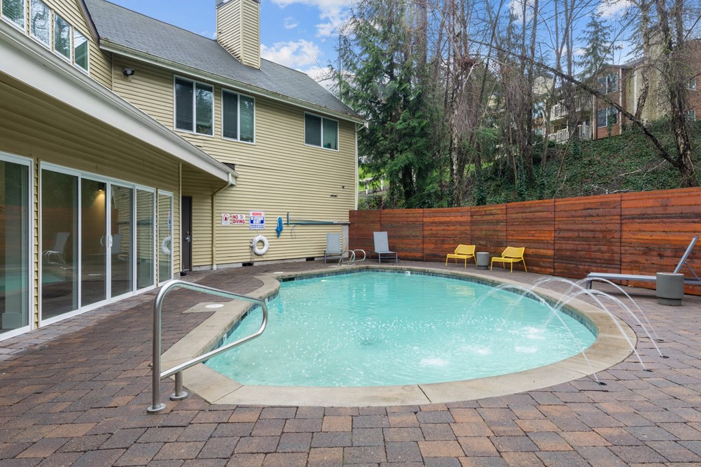 Aspire Apartments at Mountlake Terrace Swimming Pool