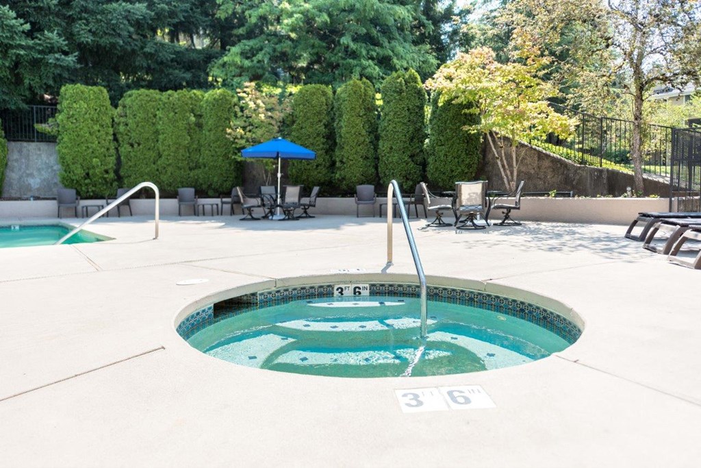 Townhomes with a View Outdoor Spa