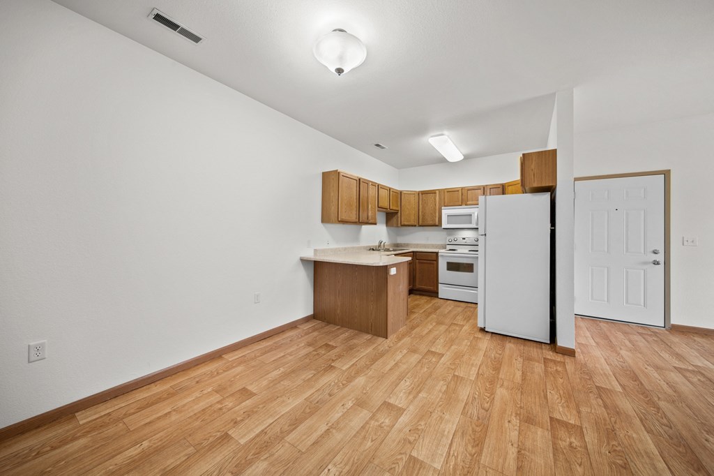 Remington Village Apartments Vacant Dining Room