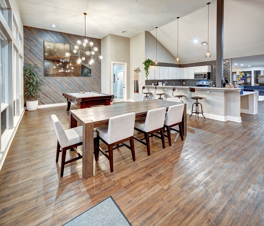 Retreat at Barton Creek Apartments Dining Table and Pool Table