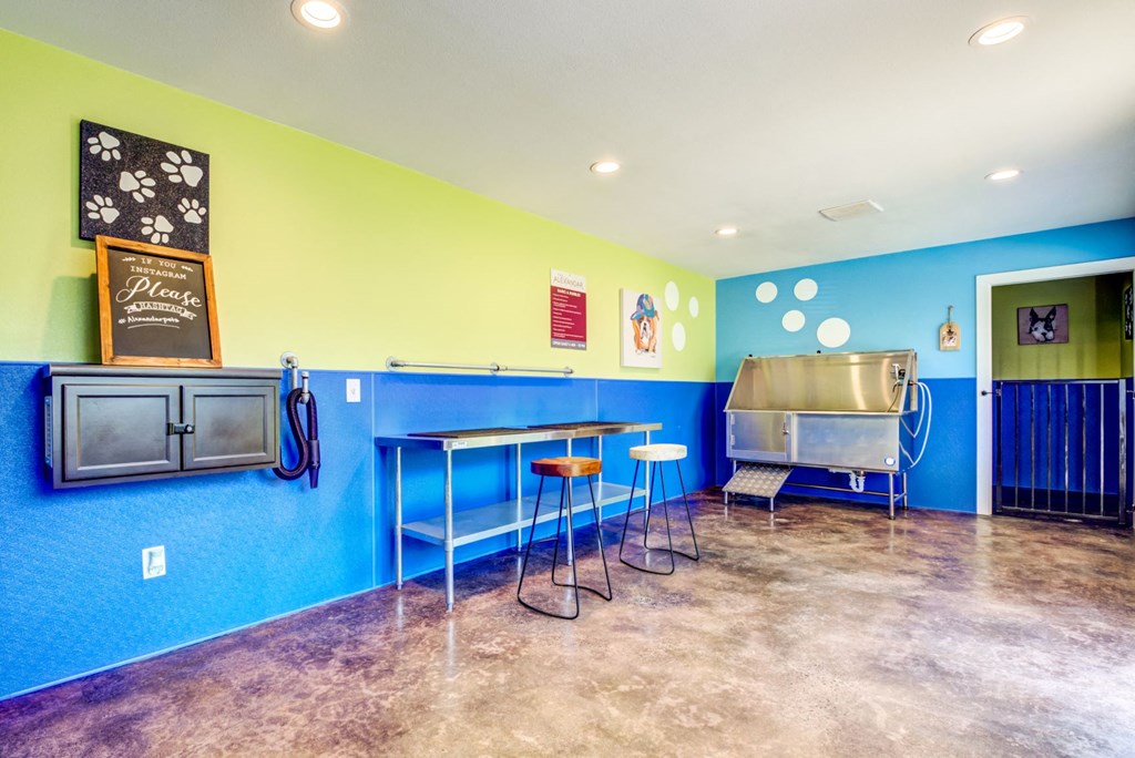 The Alexandar Apartments Dog Washing Station