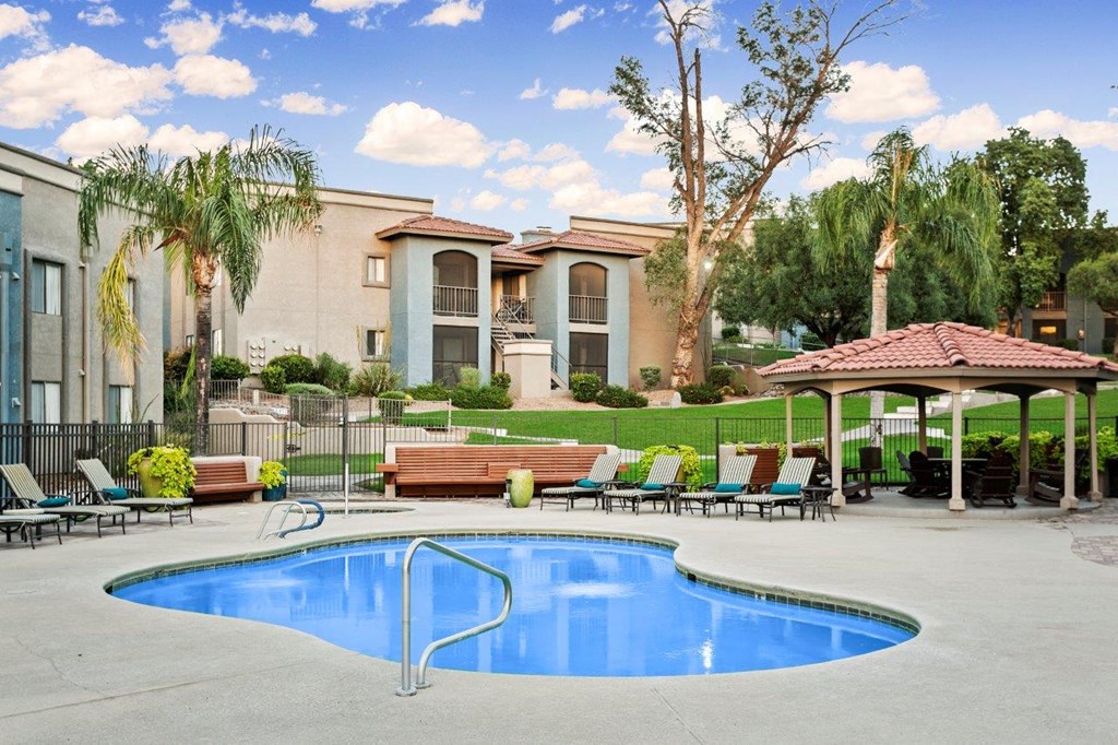 Domain 3201 Apartments Pool Area