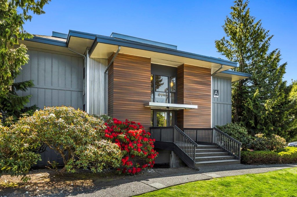 Duet Apartments in Lynnwood, Washington Exterior
