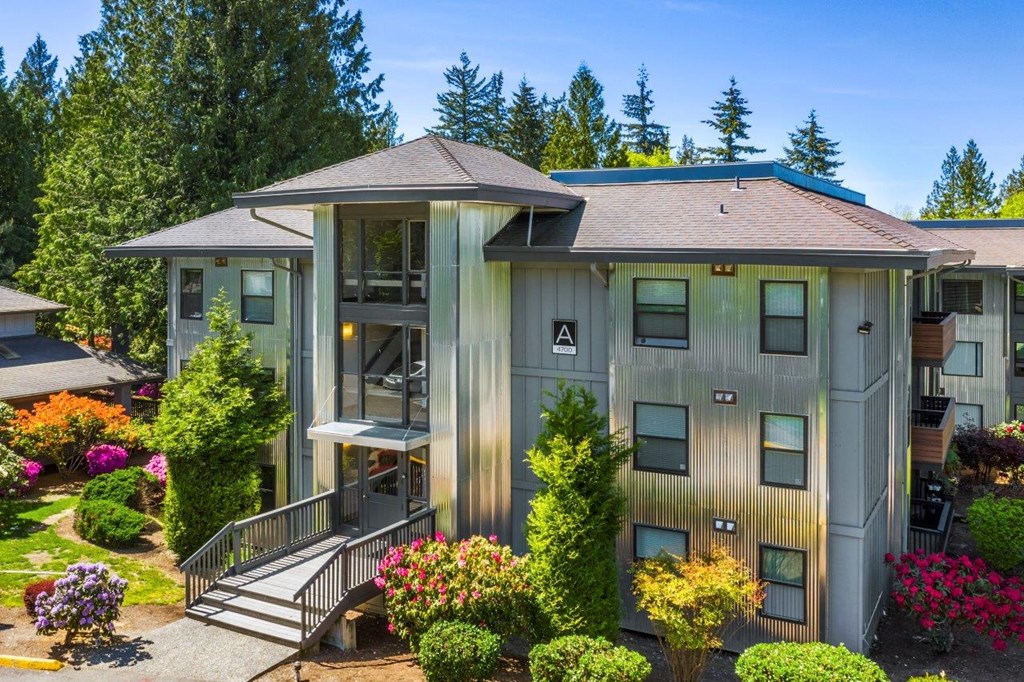 Duet Apartments in Lynnwood, Washington Exterior