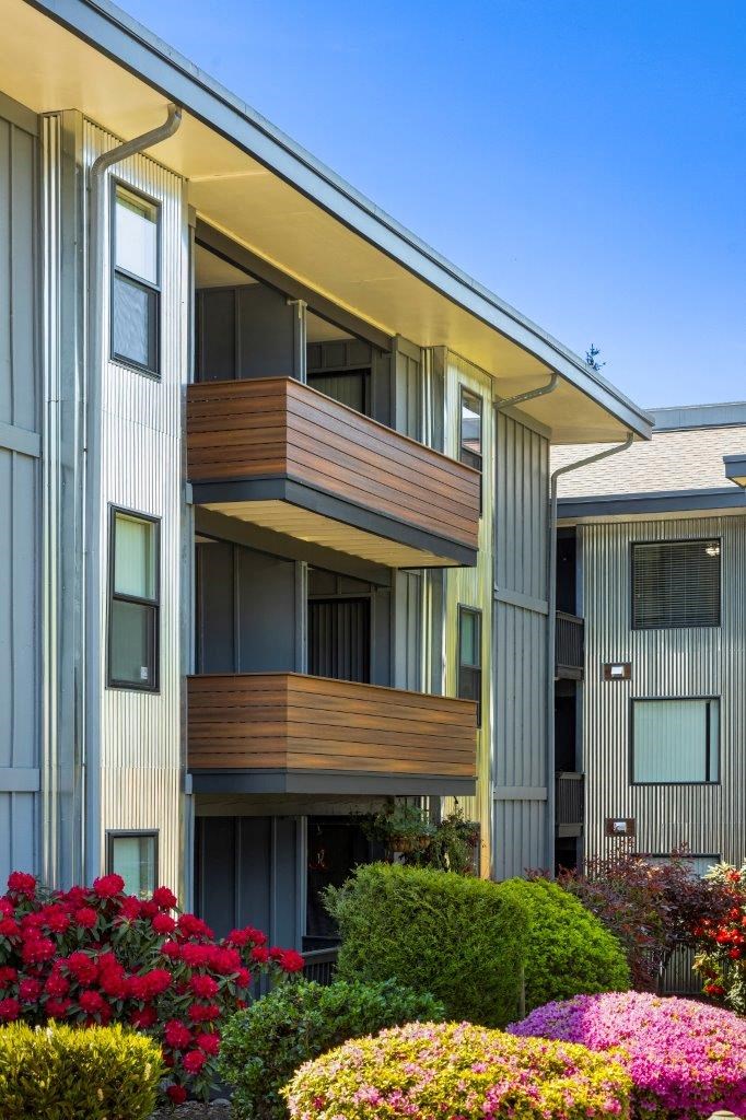 Duet Apartments in Lynnwood, Washington Exterior
