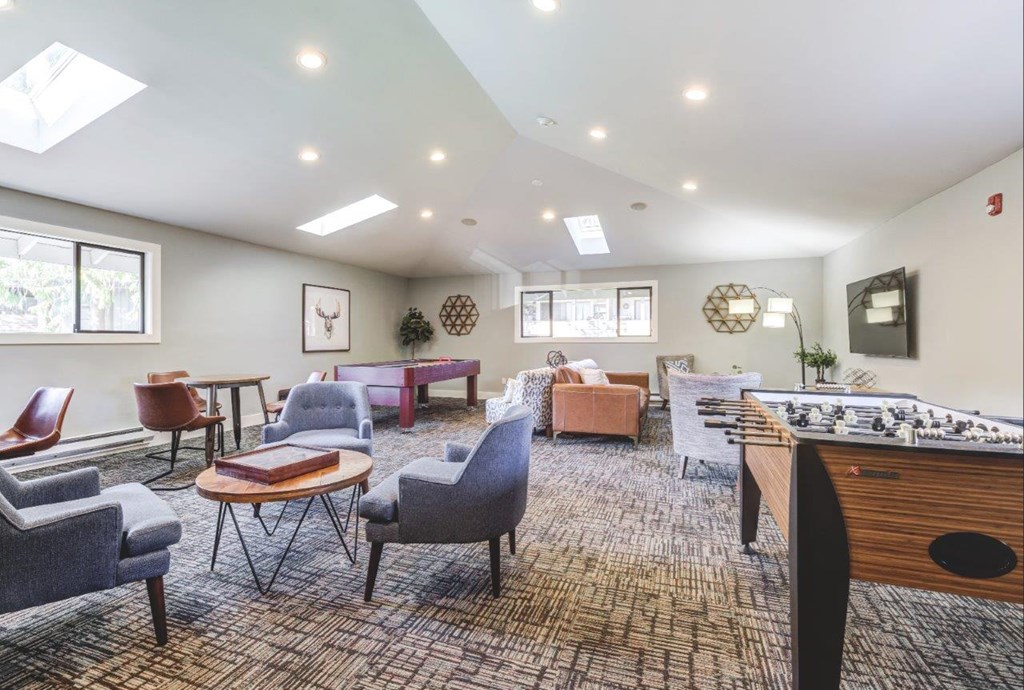 Duet Apartments in Lynnwood, Washington Clubhouse Lounge with Games
