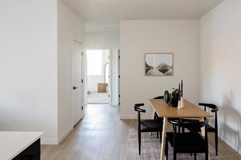 EastForkCommons_LaCenter_WA_12.22_DiningOpen