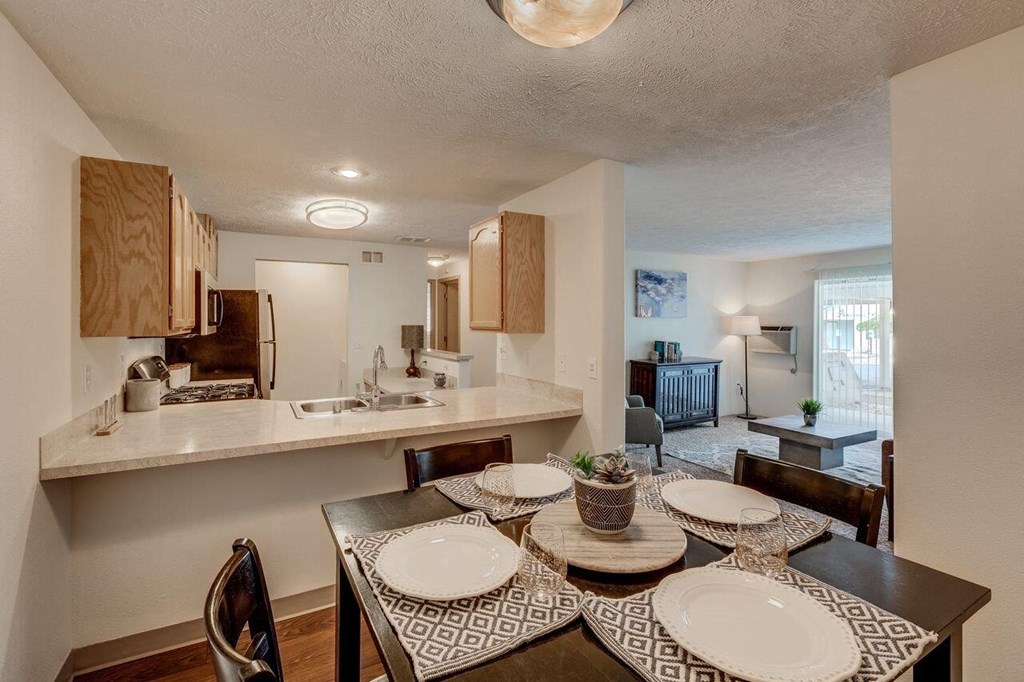 Eagle Rock Model Dining Room and Kitchen