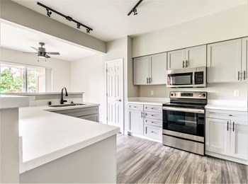 6205 188th Lane NE 1-3 Beds Apartment for Rent - Photo Gallery 3