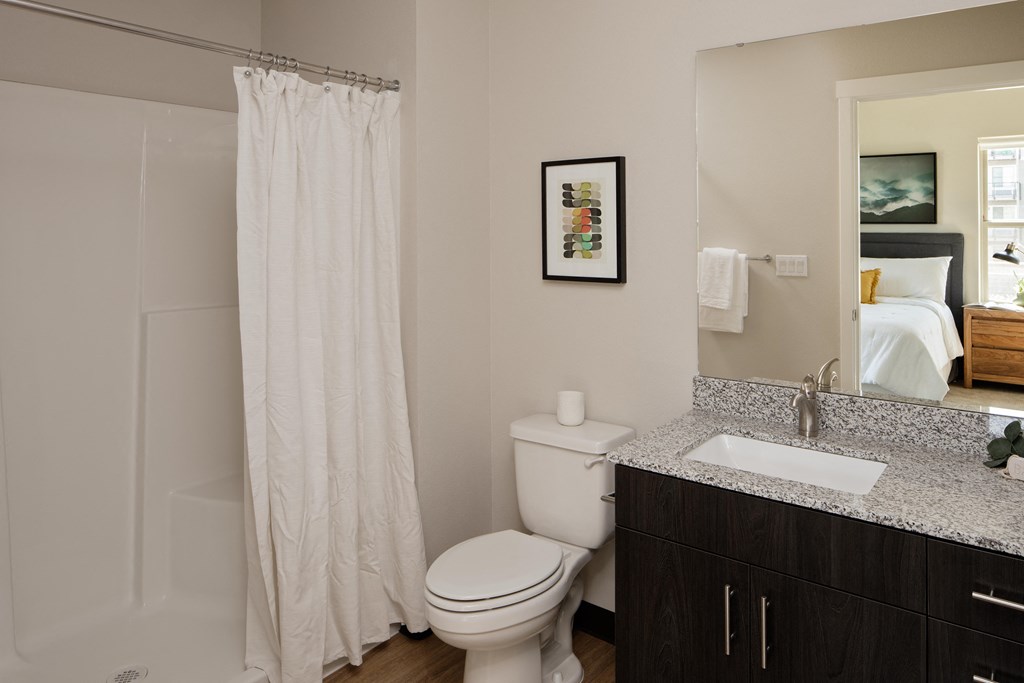 TheElwood_HappyValley_OR_2021_Bath2