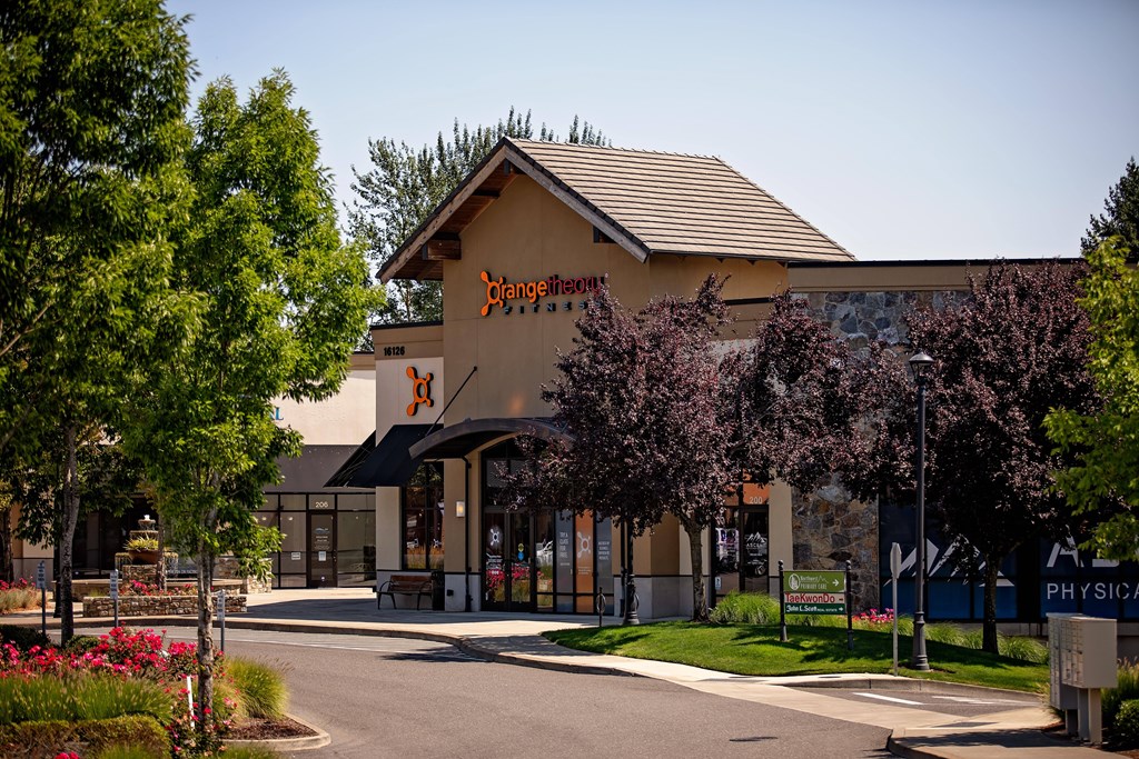 OR_HappyValley_TheElwood_Neighborhood