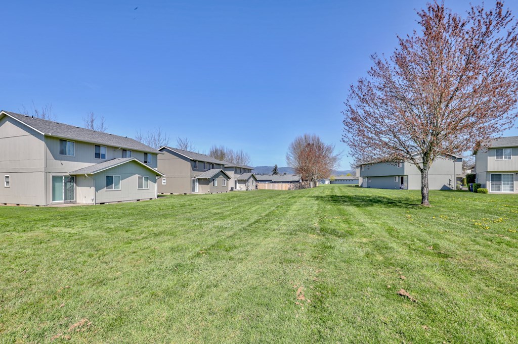 Evergreen Townhouses landscaping