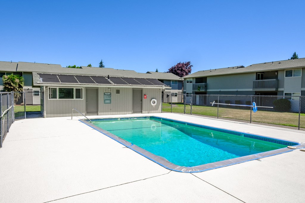 pool at Sequoia Apartments in Springfield, Oregon