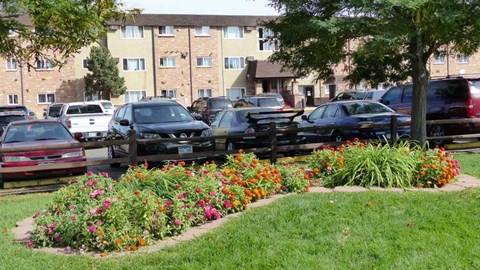 Forest Manor Parking Lot