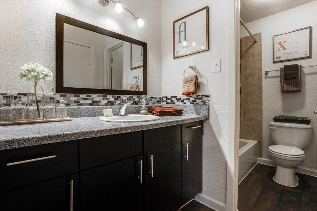 Forty200 Apartments Model Bathroom