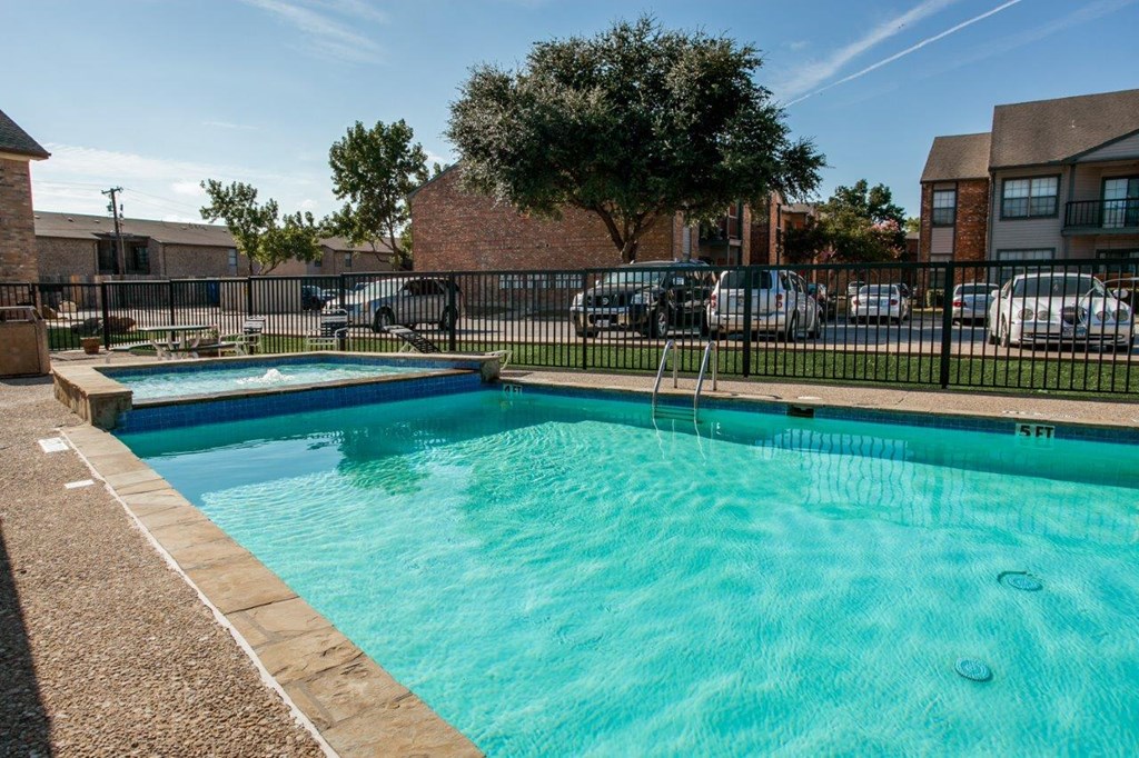 Forty200 Apartments Pool