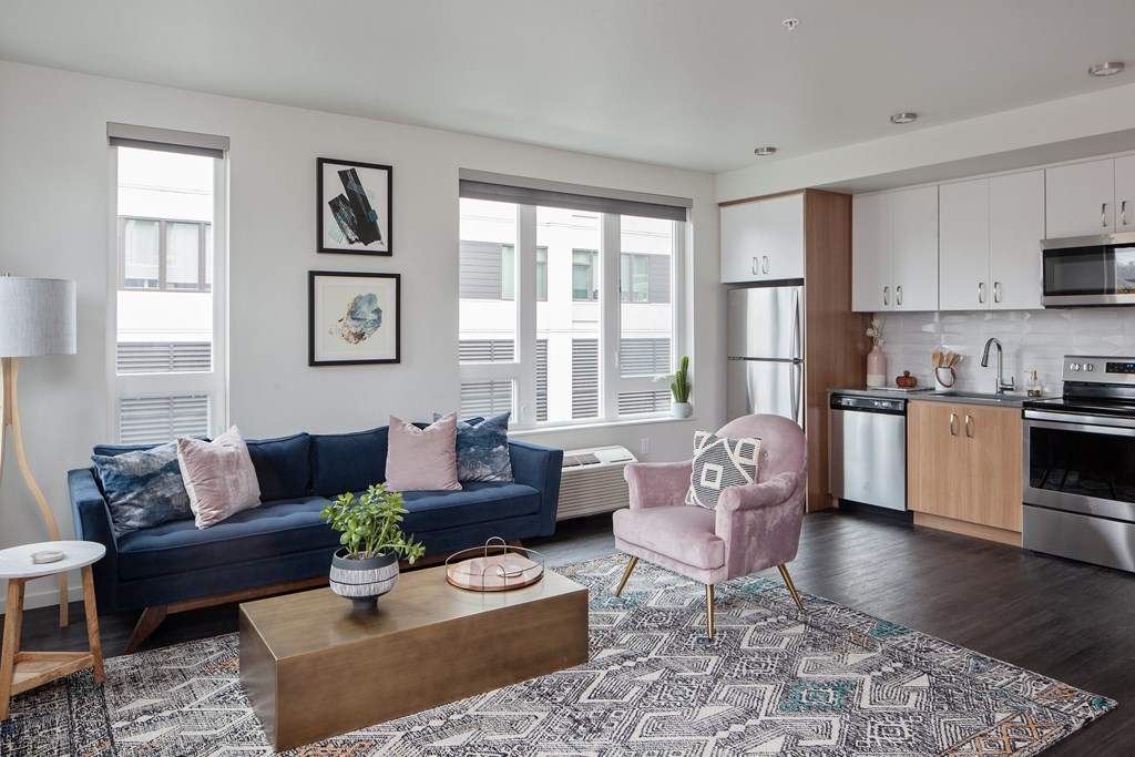 Grant Park Village Apartments, 1580 NE 32nd Ave, Portland, OR 