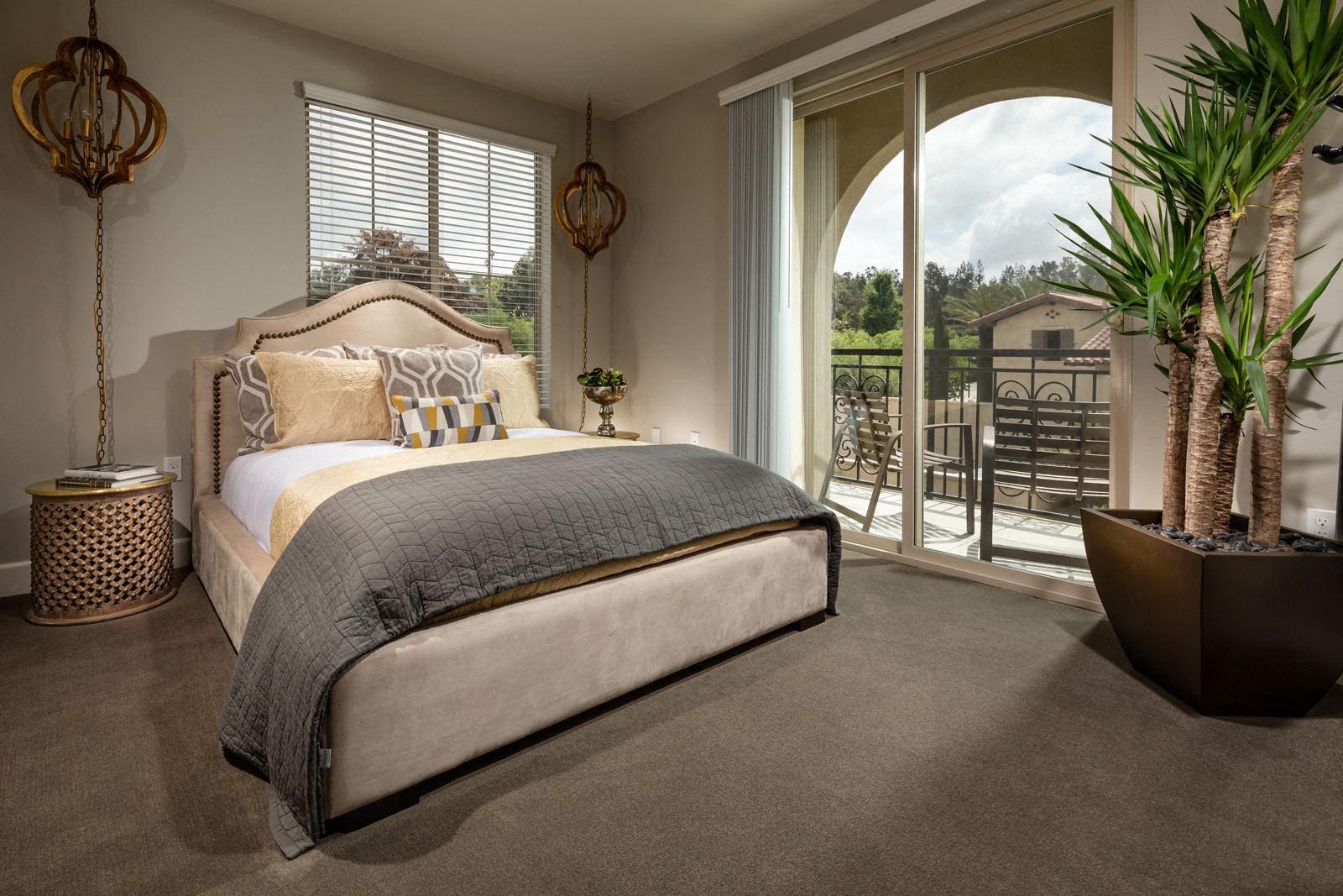 1 Ave_5_Adagio_bedroom_Mission Viejo CA