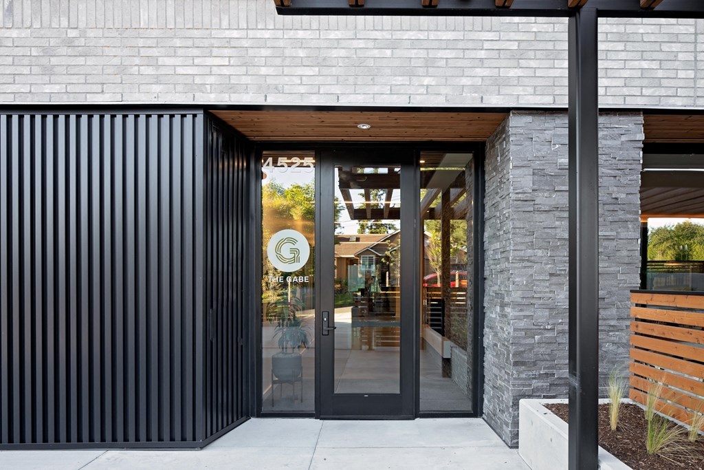 The Gabe Apartments in Portland, Oregon Exterior and Entrance