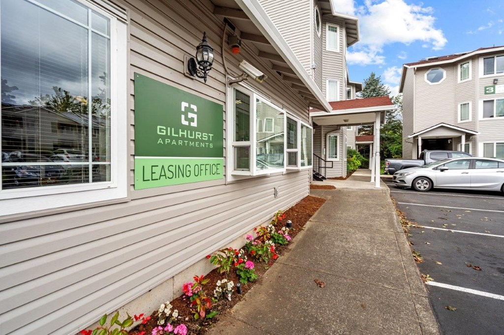 Gilhurst Apartments in Portland, Oregon Leasing Office Exterior