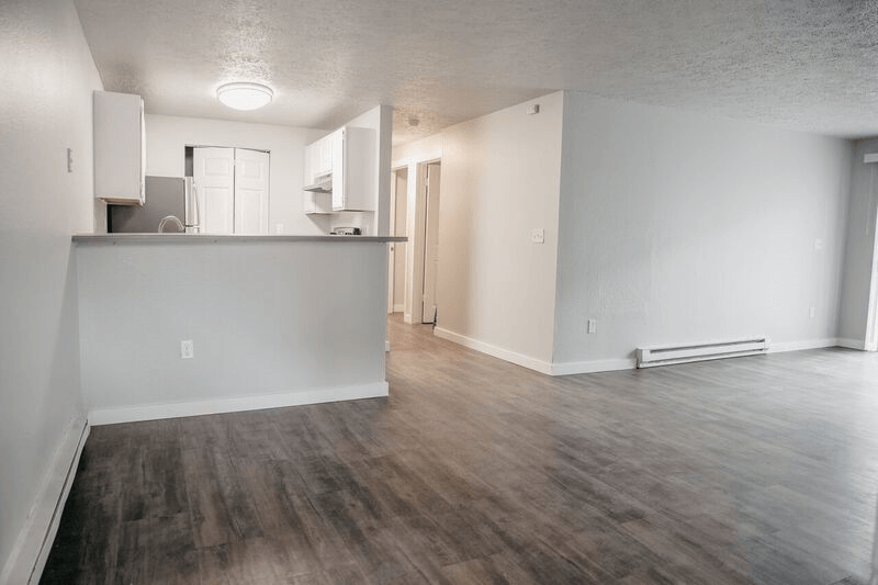 GoGo Heights Apartments Vacant Dining Room