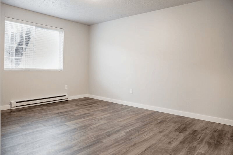 GoGo Heights Apartments Vacant Bedroom