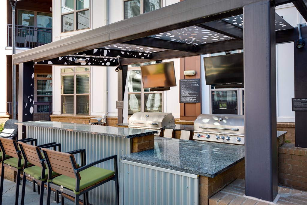 Alton Optimist Park Outdoor Grilling Area