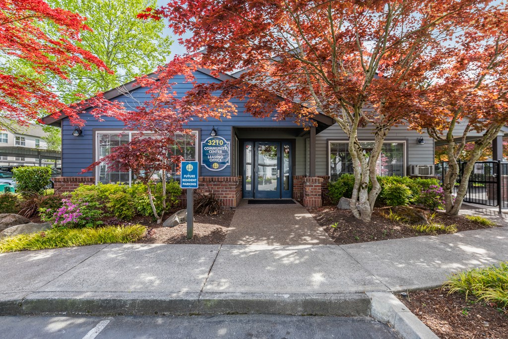 Hanover Apartments Exterior Leasing Office