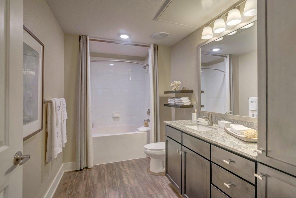 Harpers Retreat Model Bathroom with Bathtub