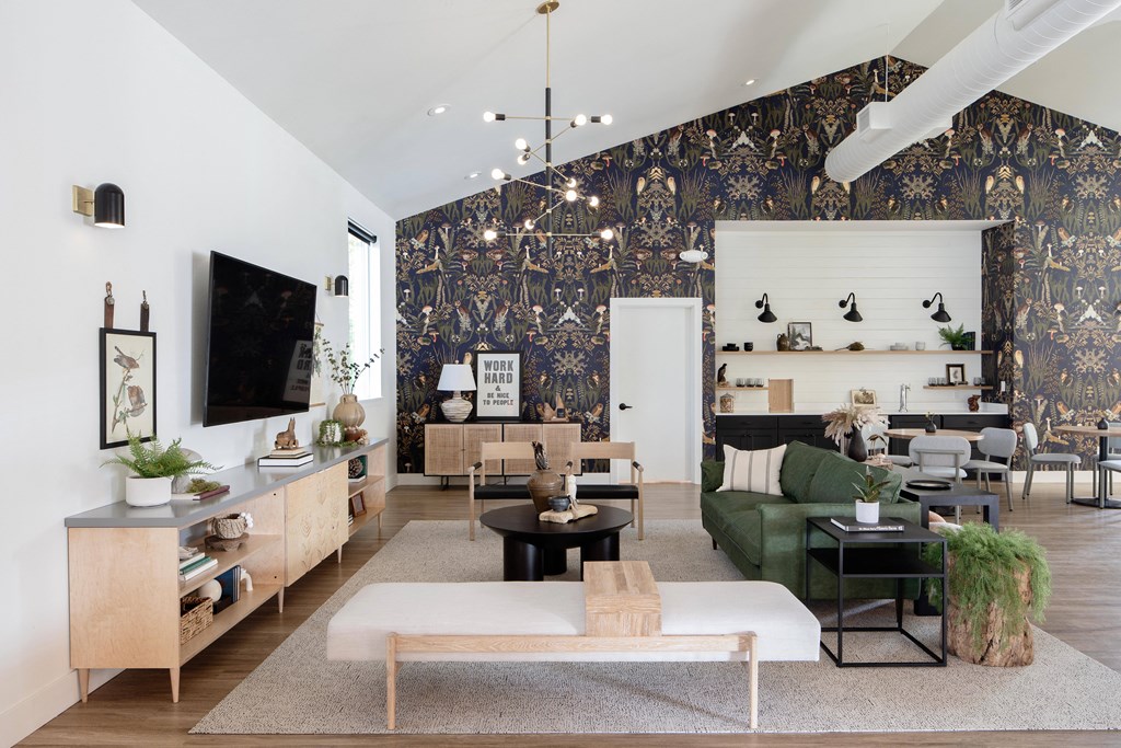 Heirloom_Portland_Oregon_Amenity_LoungeView