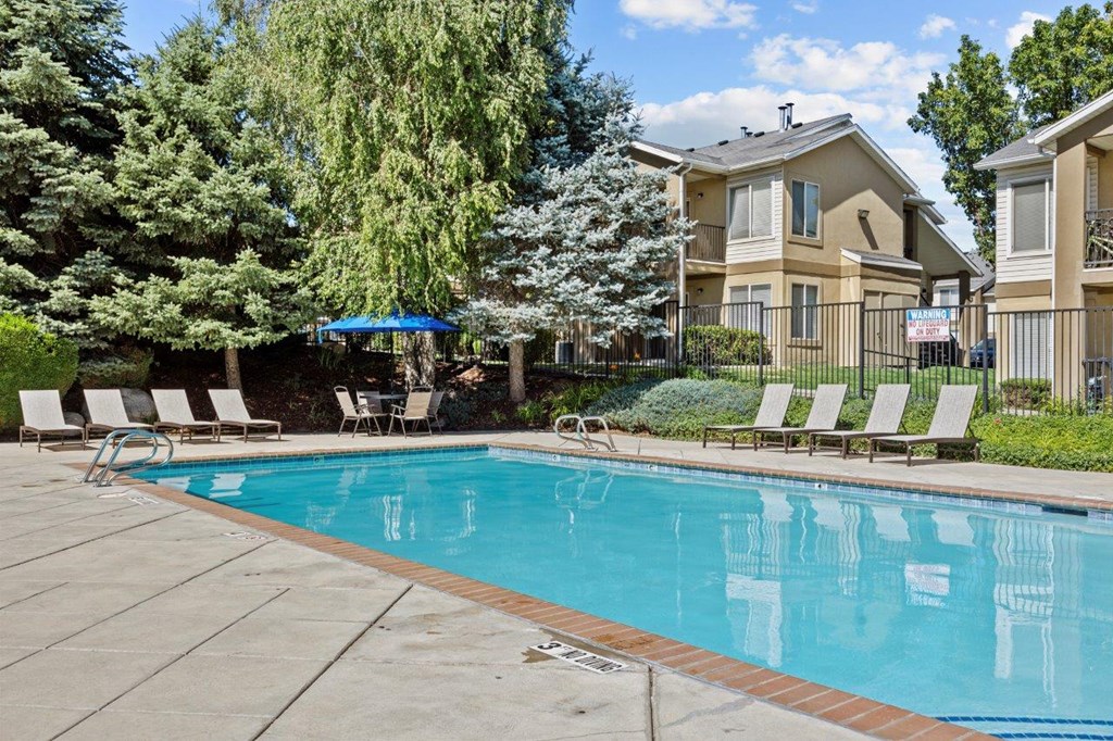 Heritage at Draper Apartments in Draper, Utah Pool with Lounge Chairs