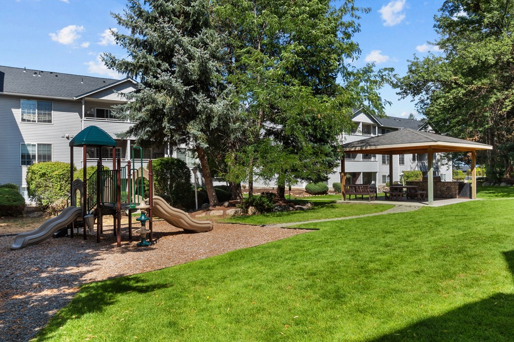 the park at the estates at spring valley