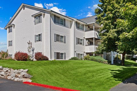 Farr Court Exterior Building Green Grass