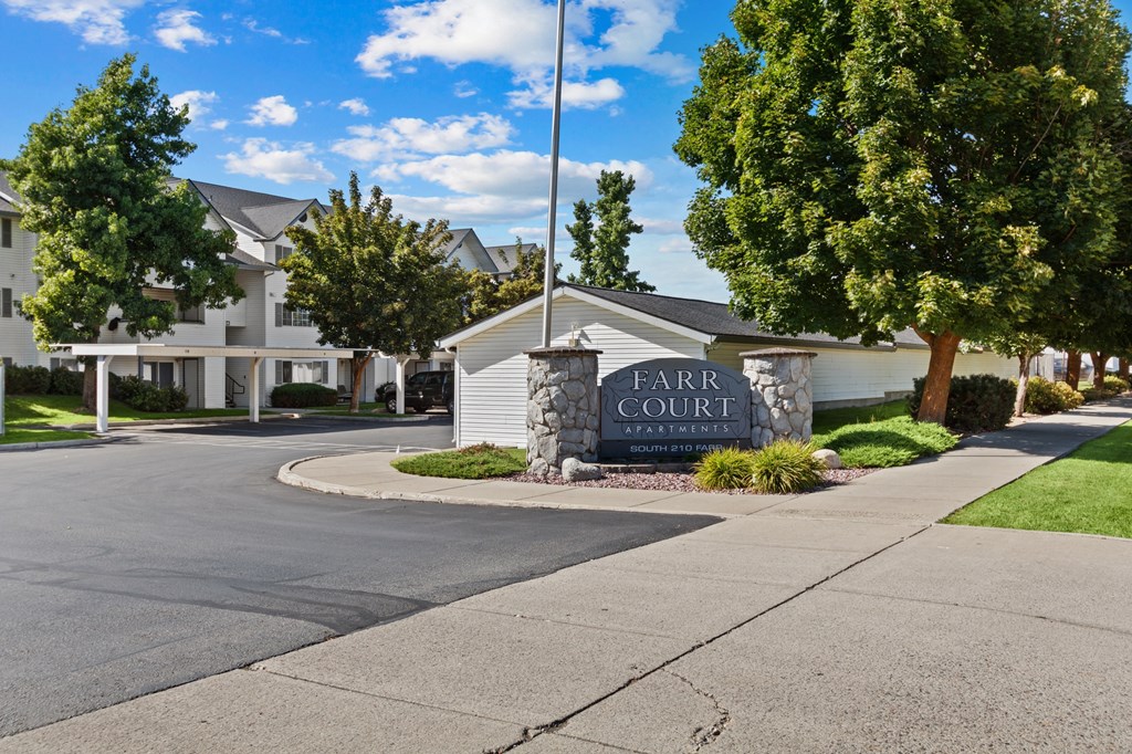Farr Court Property Sign