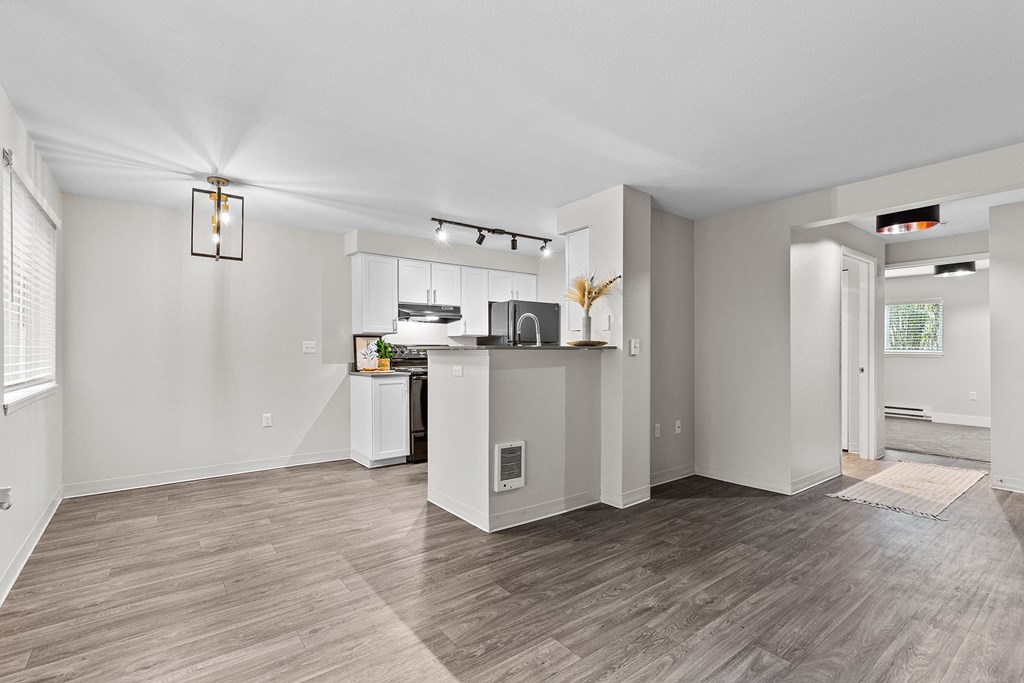 Keyway Apartments in Port Orchard, Washington Model Kitchen and Dining Area