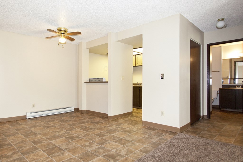 Cedar North Apartments Dining Room