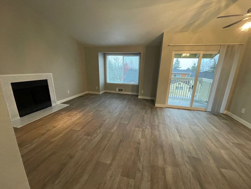 5424 212Th St SW 1-2 Beds Apartment for Rent - Photo Gallery 1