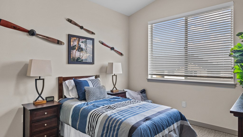 LarkViewVillage_Eugene_OR_Model_Bed2