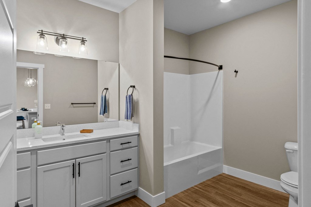 the heights on capitol hill apartments bathroom