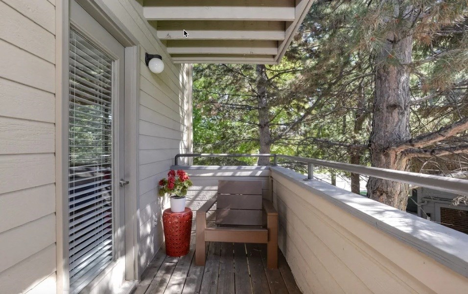 Ironwood at the Ranch Apartment Patio