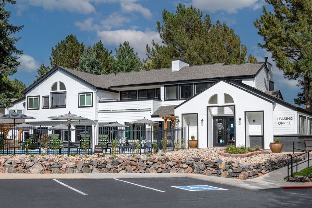 Ironwood at the Ranch Apartments Clubhouse Exterior