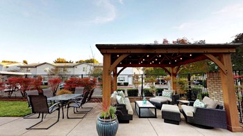 Jenna-Village-Club-House Outdoor Covered Seating Area Jenna-Village-Club-House Outdoor Covered Seating Area - Photo Gallery 4