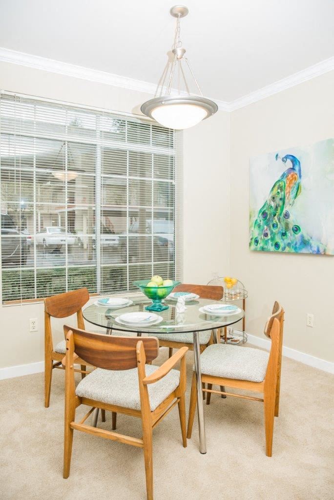 Keeler's Corner Apartments Model Dining Room - Photo Gallery