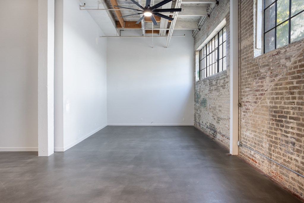 Santa Fe Art Colony bedroom with ceiling fan