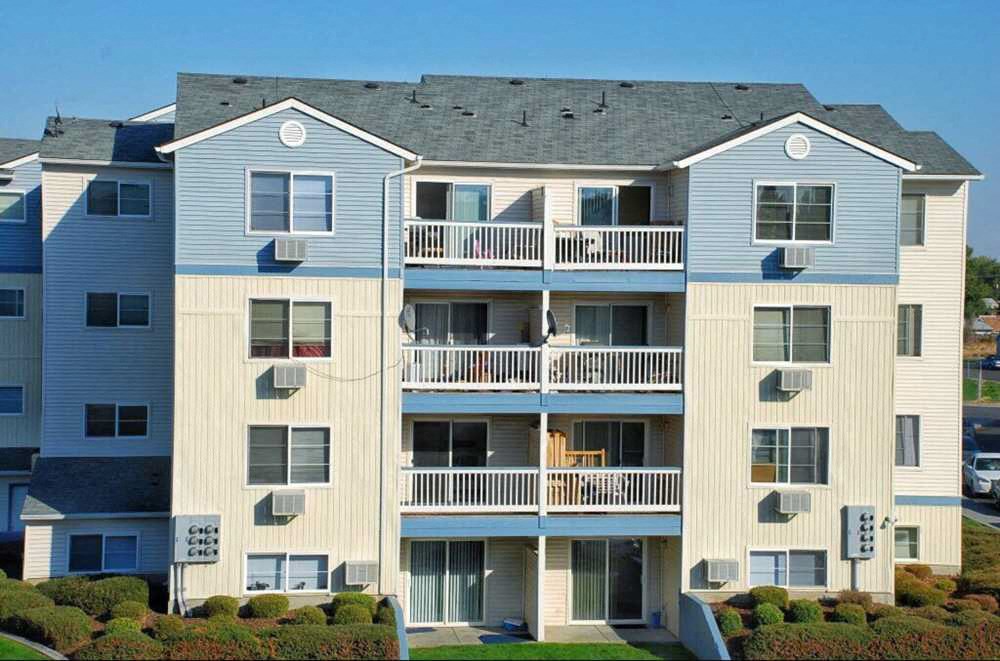 Kent Manor Apartments Exterior Building and Balconies