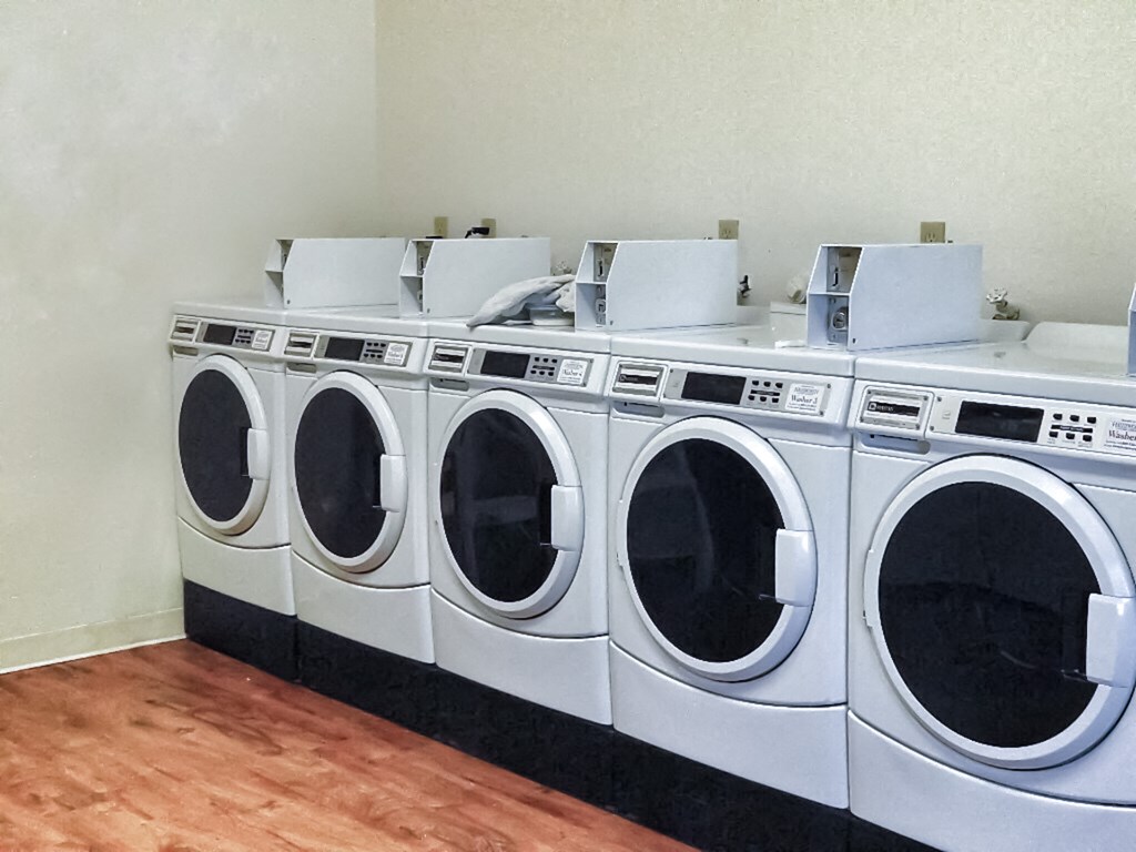 La Verde Apartments Laundry Facility