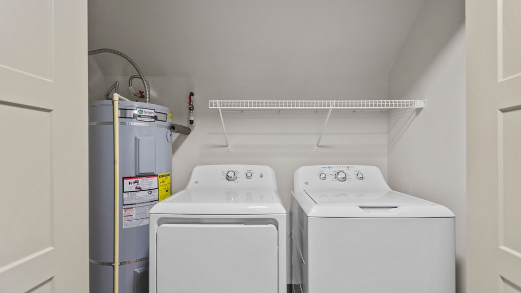 LarkViewVillage_Eugene_OR_1x1A_W/D