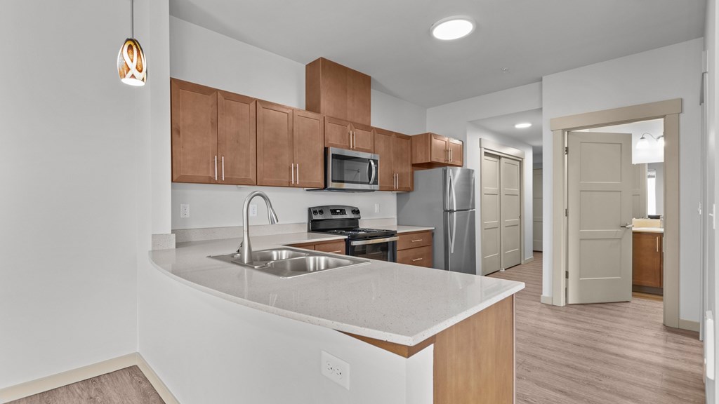 LarkViewVillage_Eugene_OR_1x1A_Kitchen