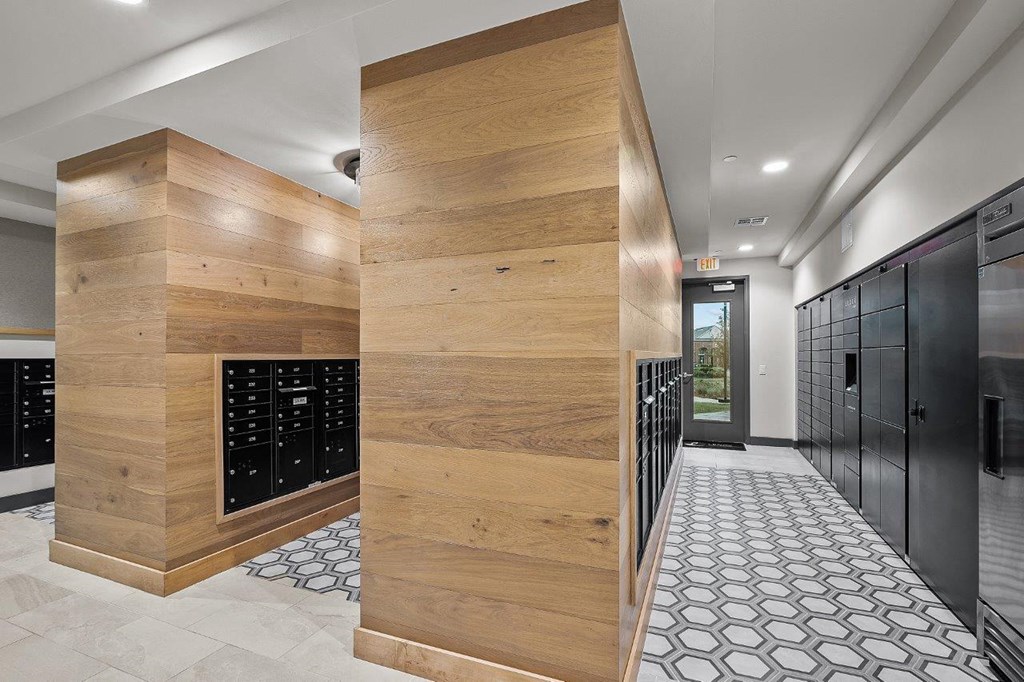 Lenox Katy Crossing Mail Room